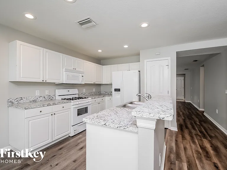6623 Waterton Dr — Photo 5