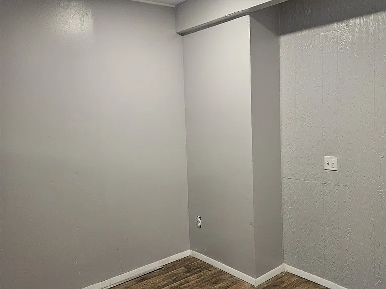 1111 Franklin St #1/2 — Photo 6