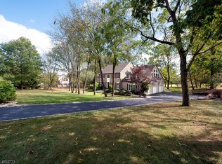 39 Copper Penny Rd, Flemington, NJ 08822