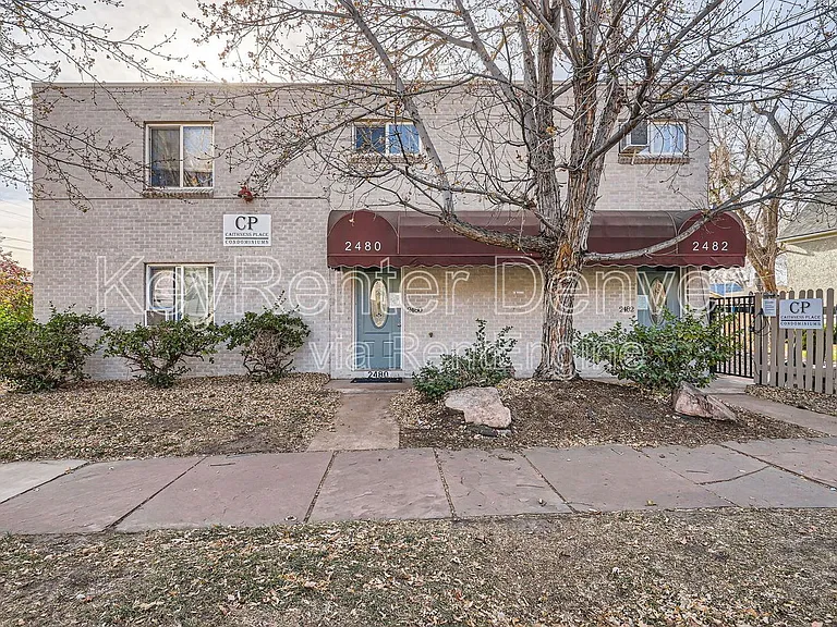 2482 W Caithness Pl #14 — Photo 2