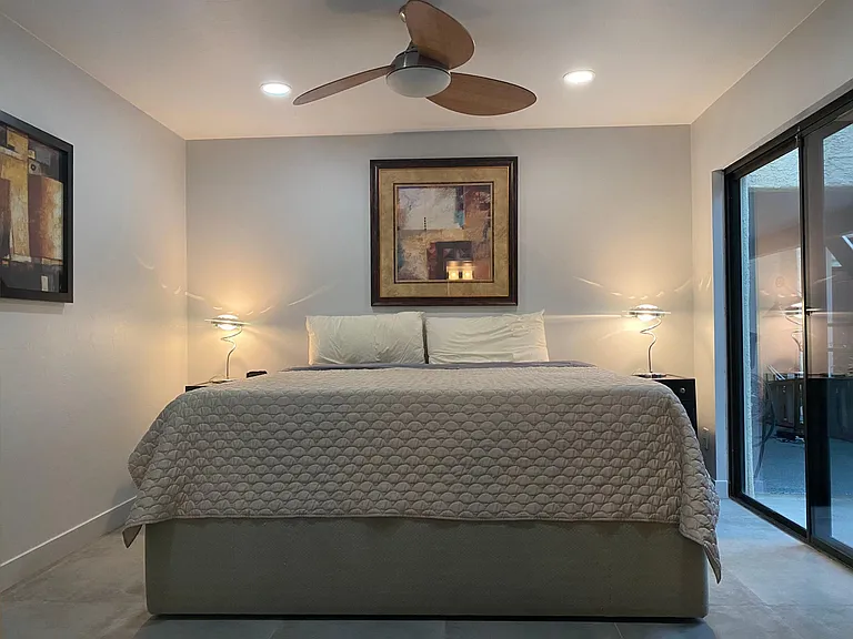 219 N Ashbury Ln — Photo 9
