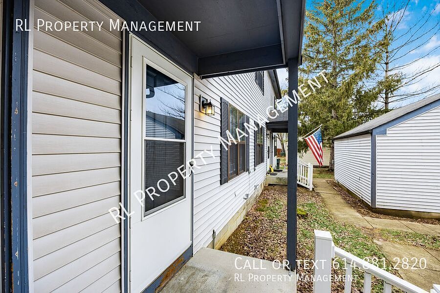 1st image of 1665 Park Place Dr