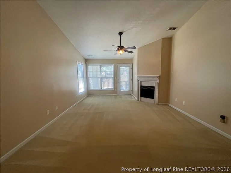 509 Meadowland Ct #7 — Photo 4