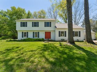 1466 Groton Dr, Hudson, OH 44236