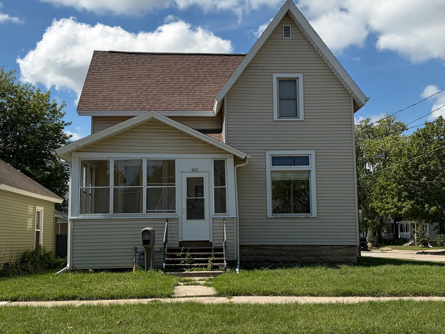 863 Frederick Street — Photo 1