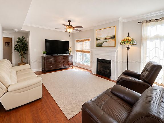 5th image of 2055 Kelly Ln