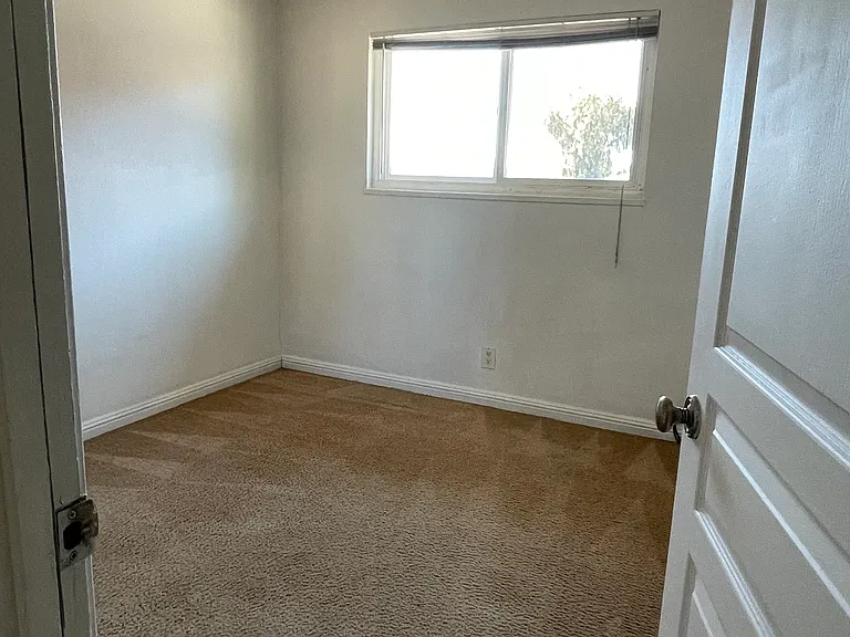 669 Johanna Ave — Photo 10