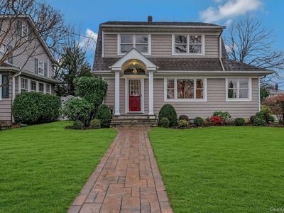 100 Cedar Avenue, Rockville Centre, NY, 11570