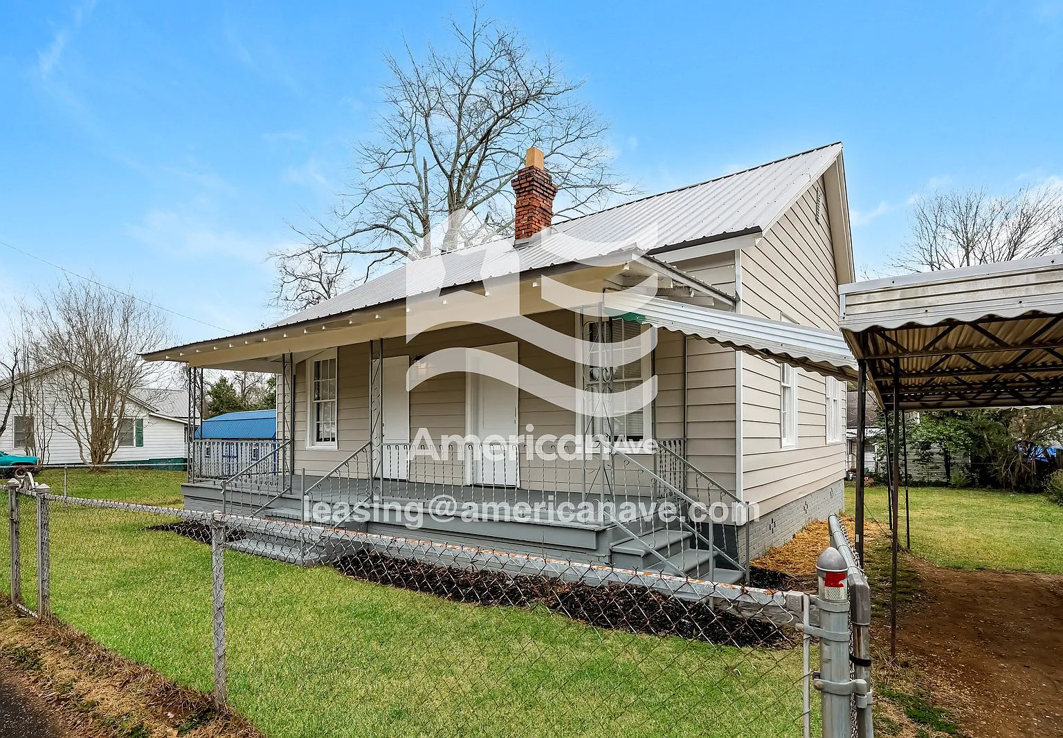 3 bed, 1.5 bath, 1404 sqft, $1,380 — Photo 2