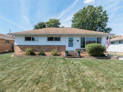 7316 Oakwood Rd, Parma, OH, 44130
