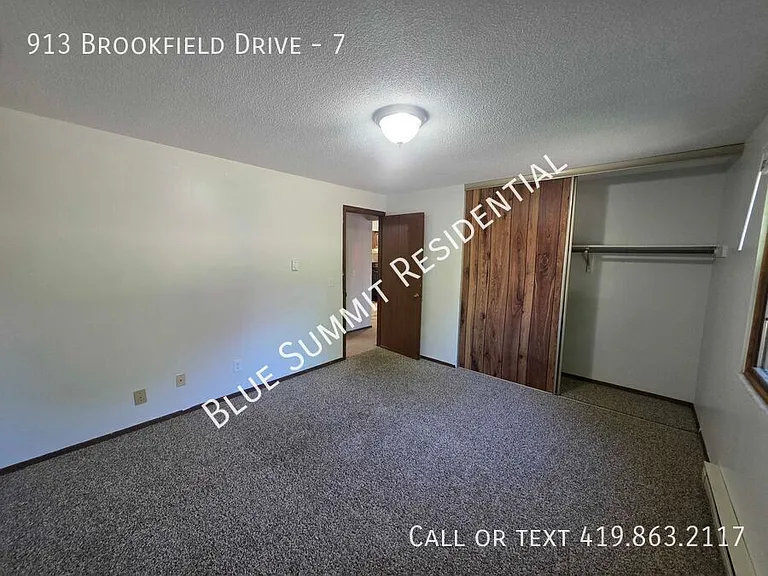 913 Brookfield Dr #7 — Photo 10