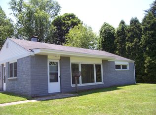 104 Valley Rd, Plymouth Meeting, PA 19462
