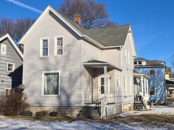 4th image of 1330 Carr St