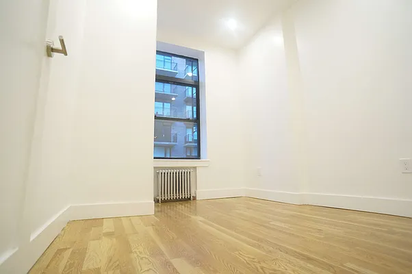 Rented by EXR | media 6