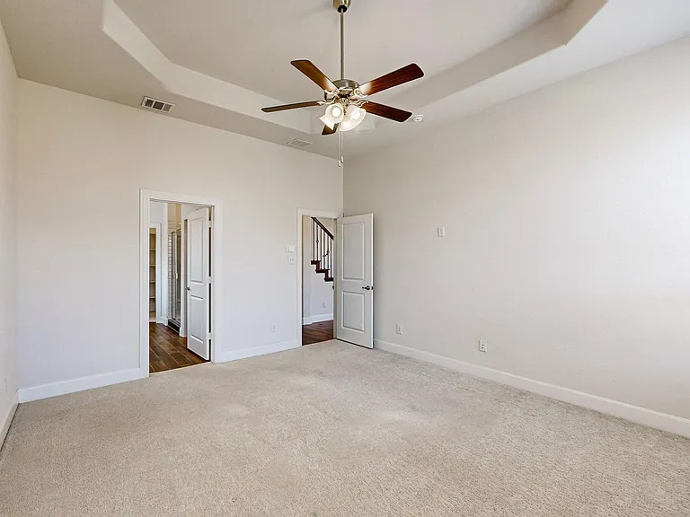 9826 Polk St — Photo 14