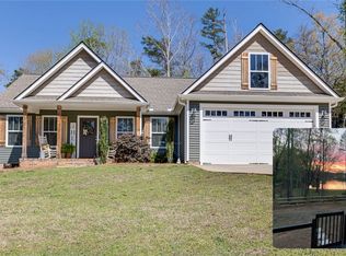 1712 E Saluda Lake Rd, Greenville, SC 29611