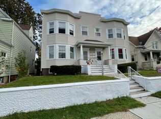 122 Humboldt St, East Rutherford, NJ 07073