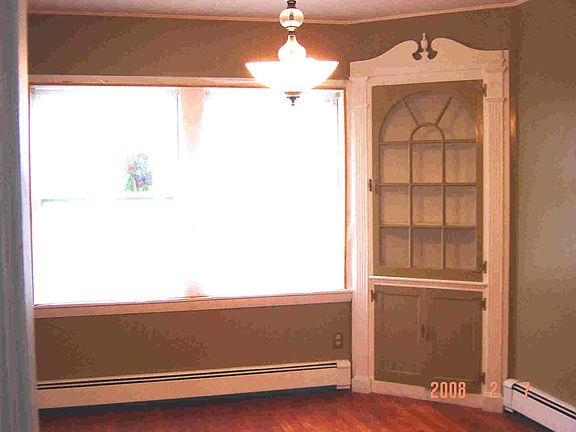 Built-in china cabinet in dining room
