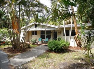 4047 SW 4th St, Plantation, FL 33317