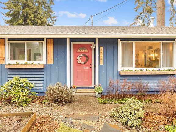 5th image of 8221 Daycrest Drive SE