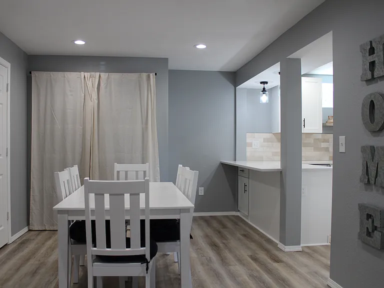 1613 E 8th Ave #B — Photo 14