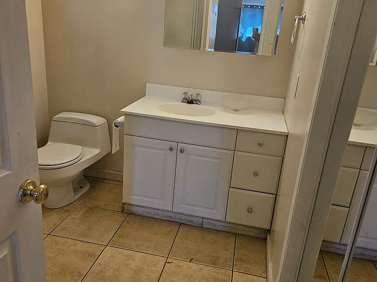 231 Galleron Way — Photo 12