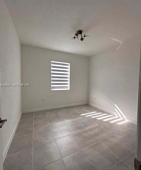 2205 SE 30th St — Photo 14