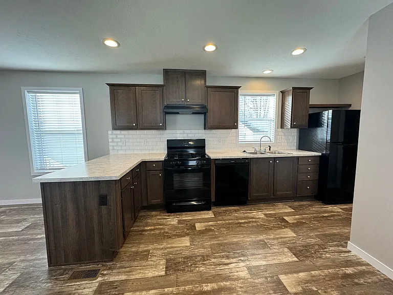 Westbridge Manor — Photo 100