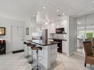 1305 High Point Way SE APT D, Delray Beach, FL 33445