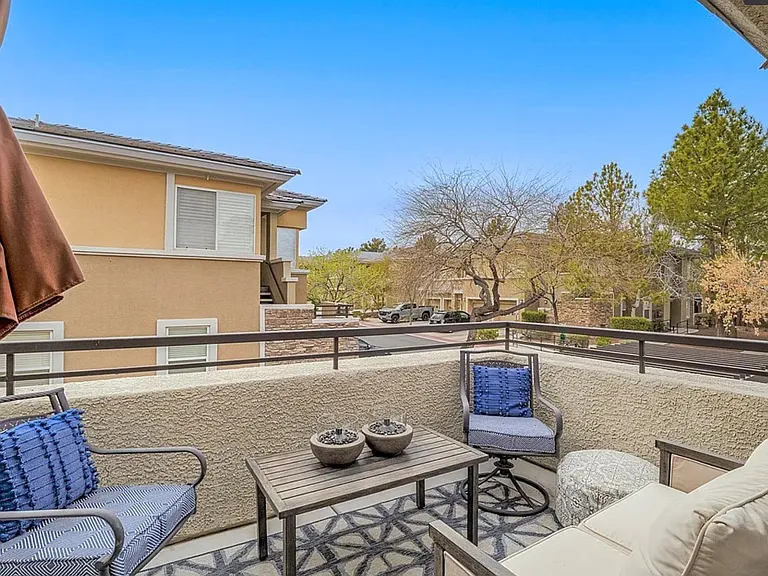 817 Peachy Canyon Cir #203 — Photo 22