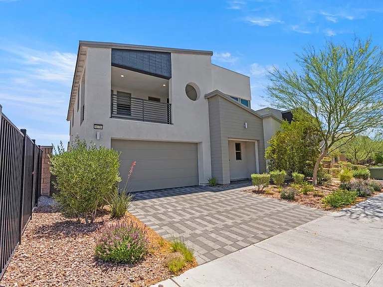8370 Charleston Peak St — Photo 40