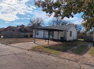1313 Denson Dr, Pauls Valley, OK 73075