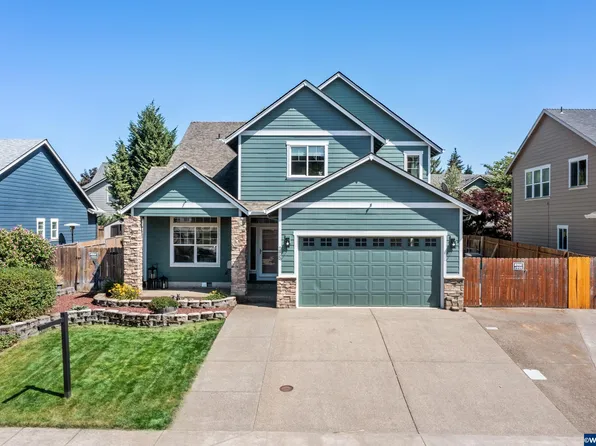 225 N Elm St, Yamhill, OR 97148