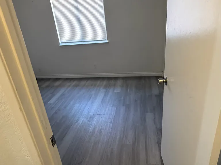 44002 Shad St — Photo 16