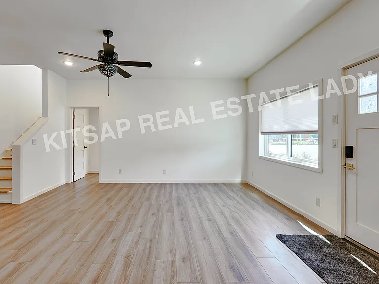 15449 Washington Ave NE #101 — Photo 5