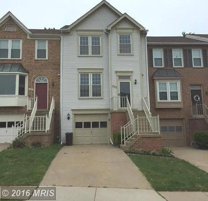 3 bed, 3.5 bath, 1574 sqft, $3,100 — Photo 1