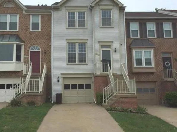 1237 Bond St #3, Herndon, VA 20170