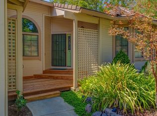 2 Sir Aaron Ct, Chico, CA 95928