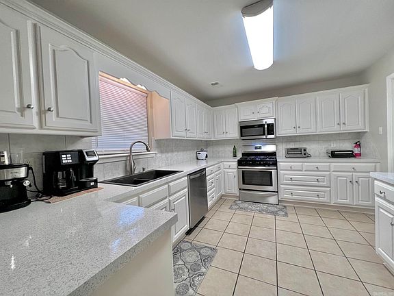 2nd image of 1302 Riverwood Dr