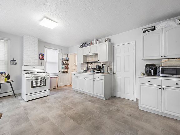 5th image of 250 Tremont St
