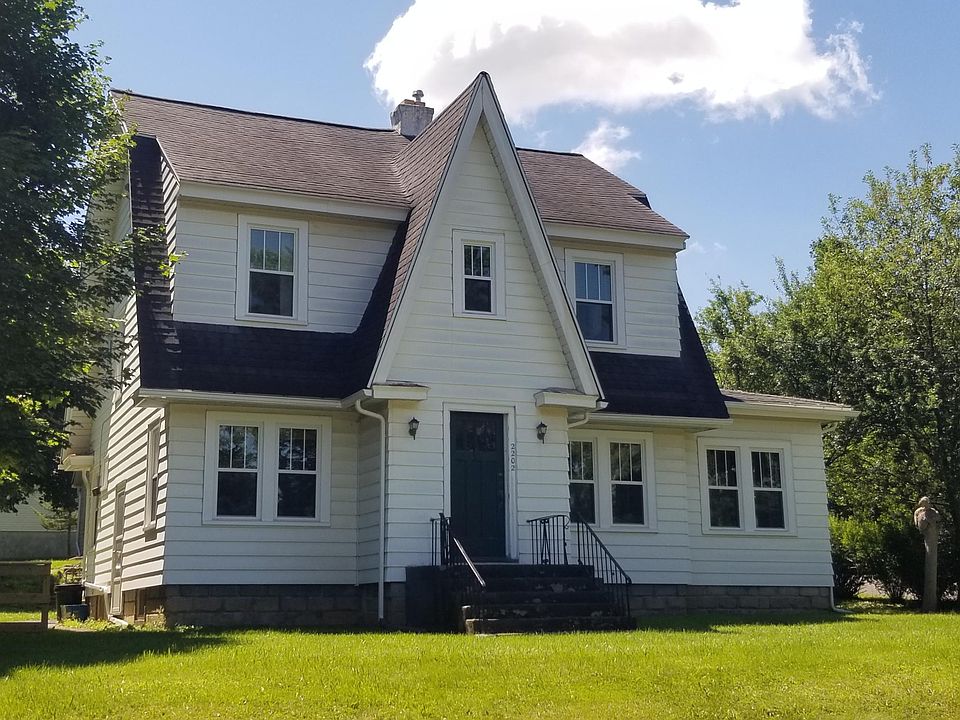 Front Exterior View