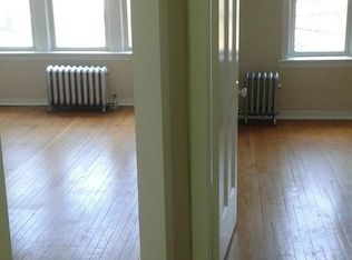 2835 W Cullom Ave, Chicago, IL 60618