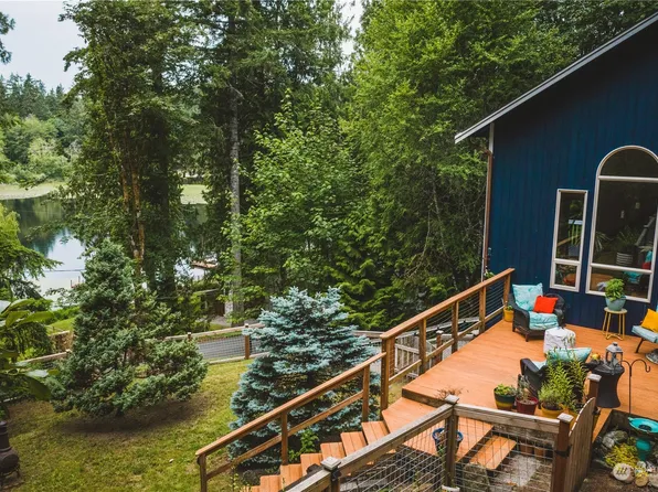 13126 Lake Shore Drive, Poulsbo, WA 98370