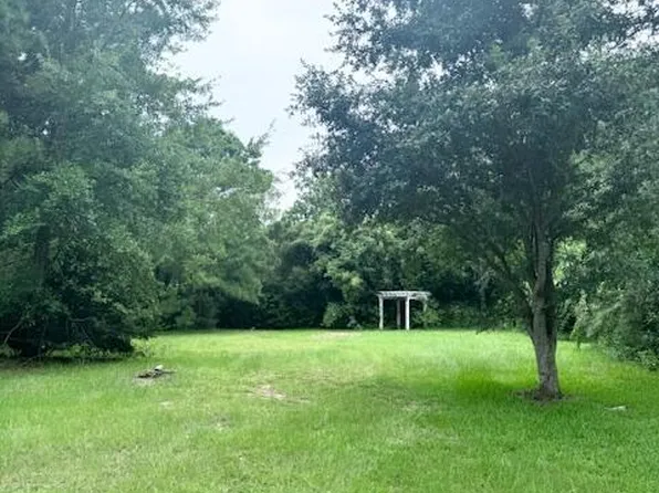 125 Dogwood Dr #90, Waveland, MS 39576