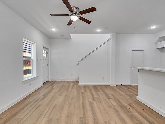 2nd image of 8627 Homewood Ln #A