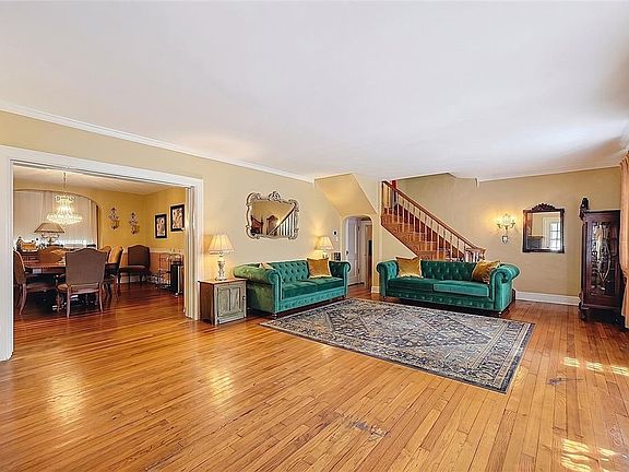 3rd image of 800 W LAKE ELBERT DRIVE NE