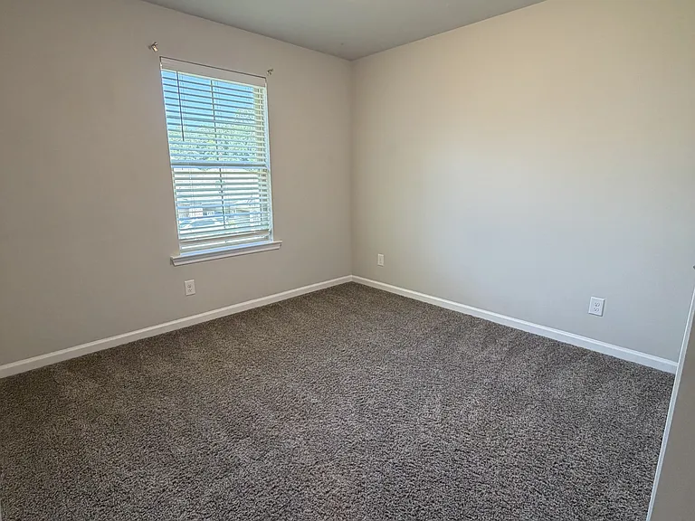 18317 Fox Hollow Loop — Photo 13