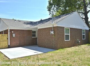 1501 Harry Rd, Manhattan, KS 66502