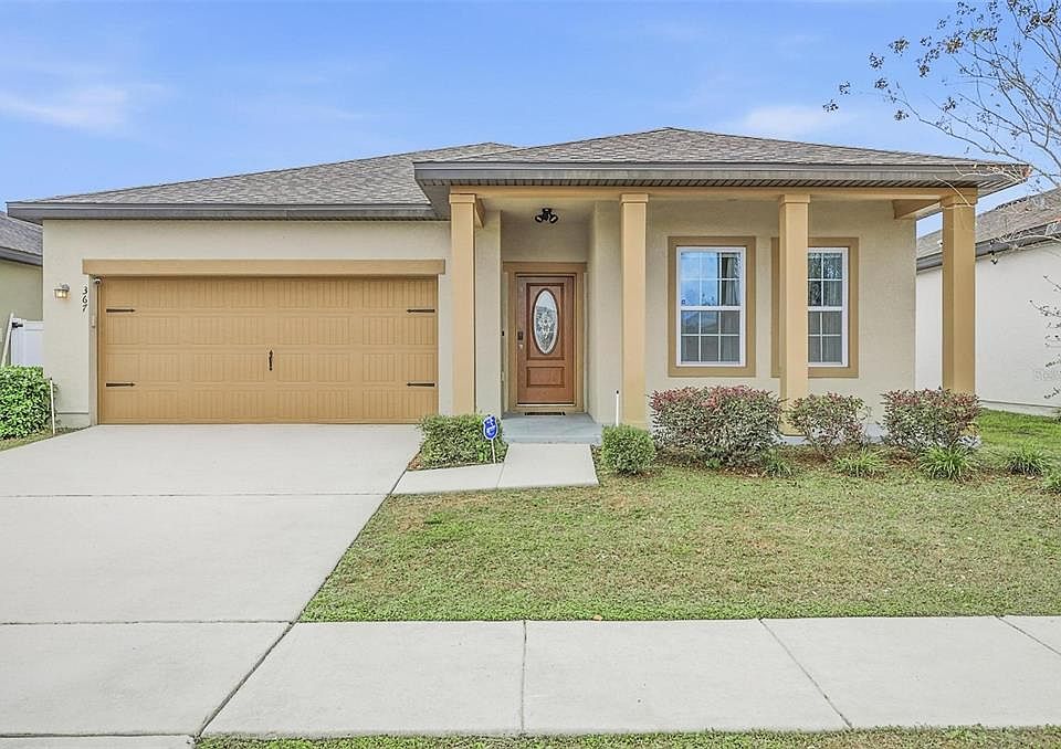 1st image of 367 EAGLECREST DRIVE