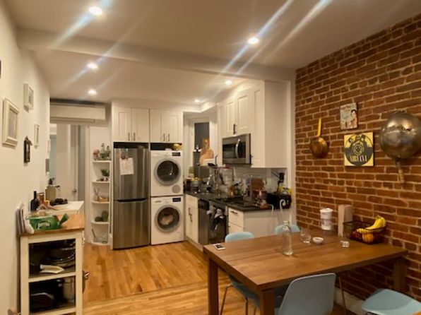 242 5th Ave APT 2R